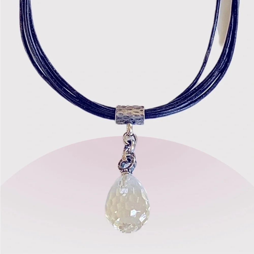 Silpada BlackLeather  Necklace with Crystal Pendant N1494 16” with 3” extender - Picture 2 of 7